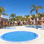 Santa Maria G - Shared Pool - 8 Guests - Albufeira 度假居 *