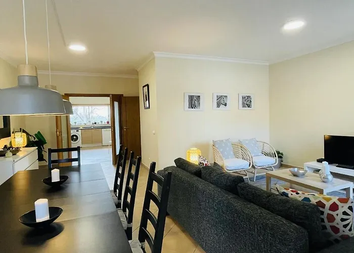 Santa Maria G - Shared Pool - 8 Guests - Albufeira Дом отдыха Албуфейра